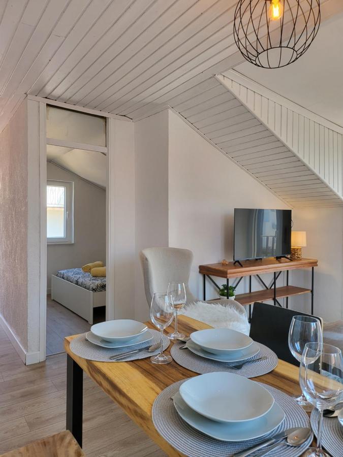 Apartmaniinprimosten Exterior photo